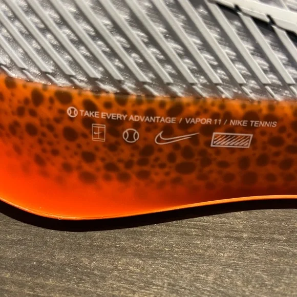 Nike Court Women’s Air Zoom Vapor 11 Electric Sz 11 NWOB - Picture 6 of 6